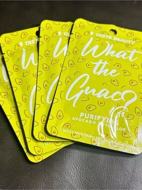 4 NewTaste Beauty What the Guac? Purifying Avocado Face Mask - Bright Lime Green